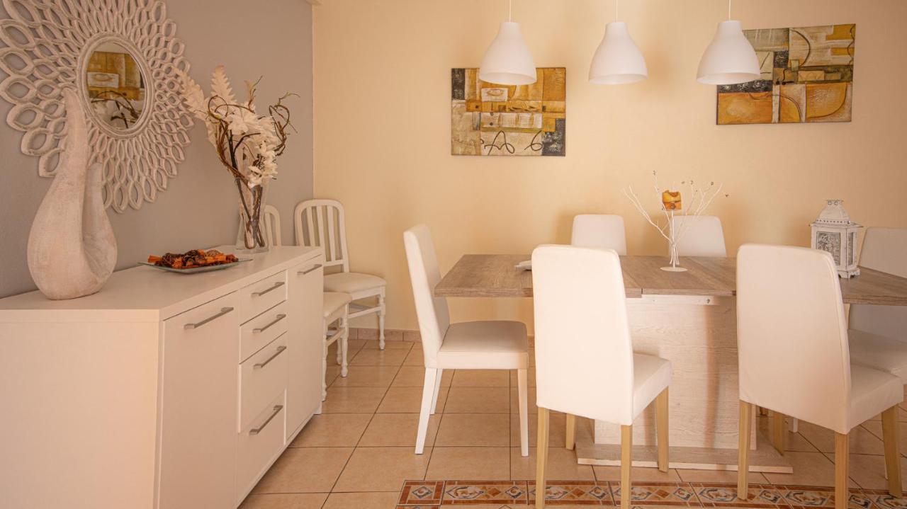 Da Encosta - Private - Heated Swimming Pool - By Bedzy Albufeira